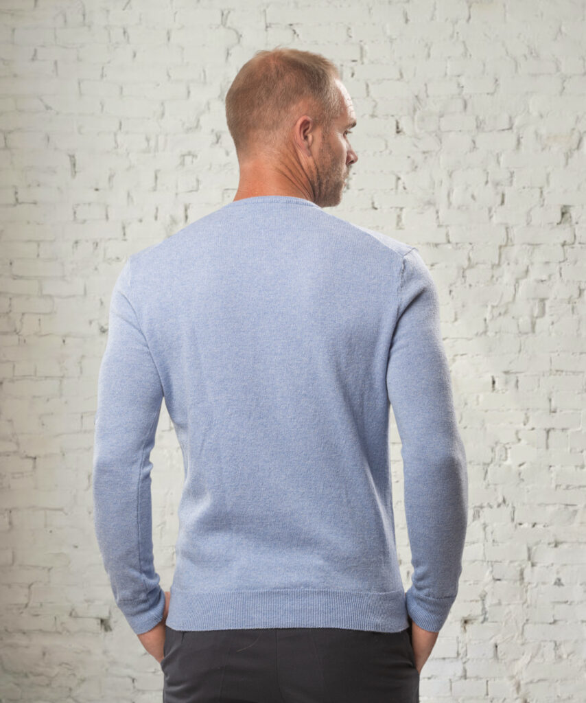 pull col v homme bleu ciel merinos cachemire césar